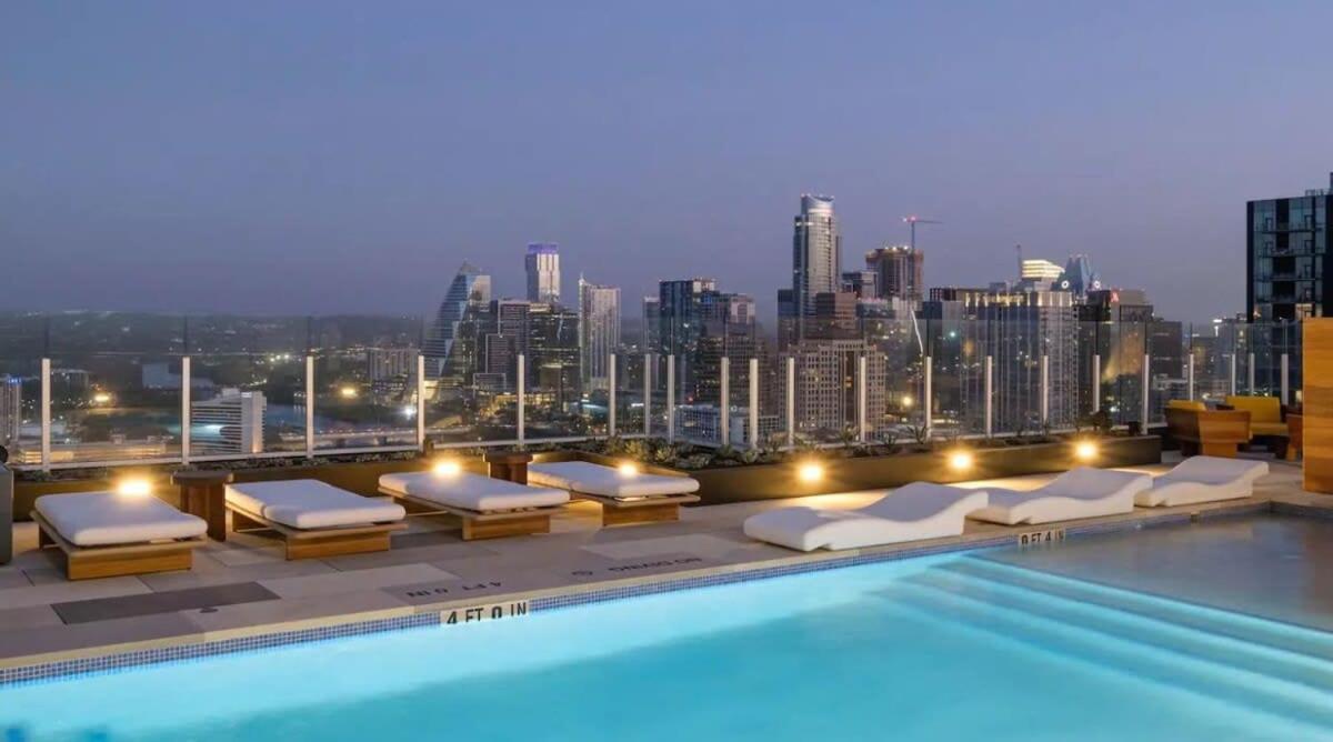 Austin City Limits Rooftop Pool By Barcle Group Villa Bagian luar foto