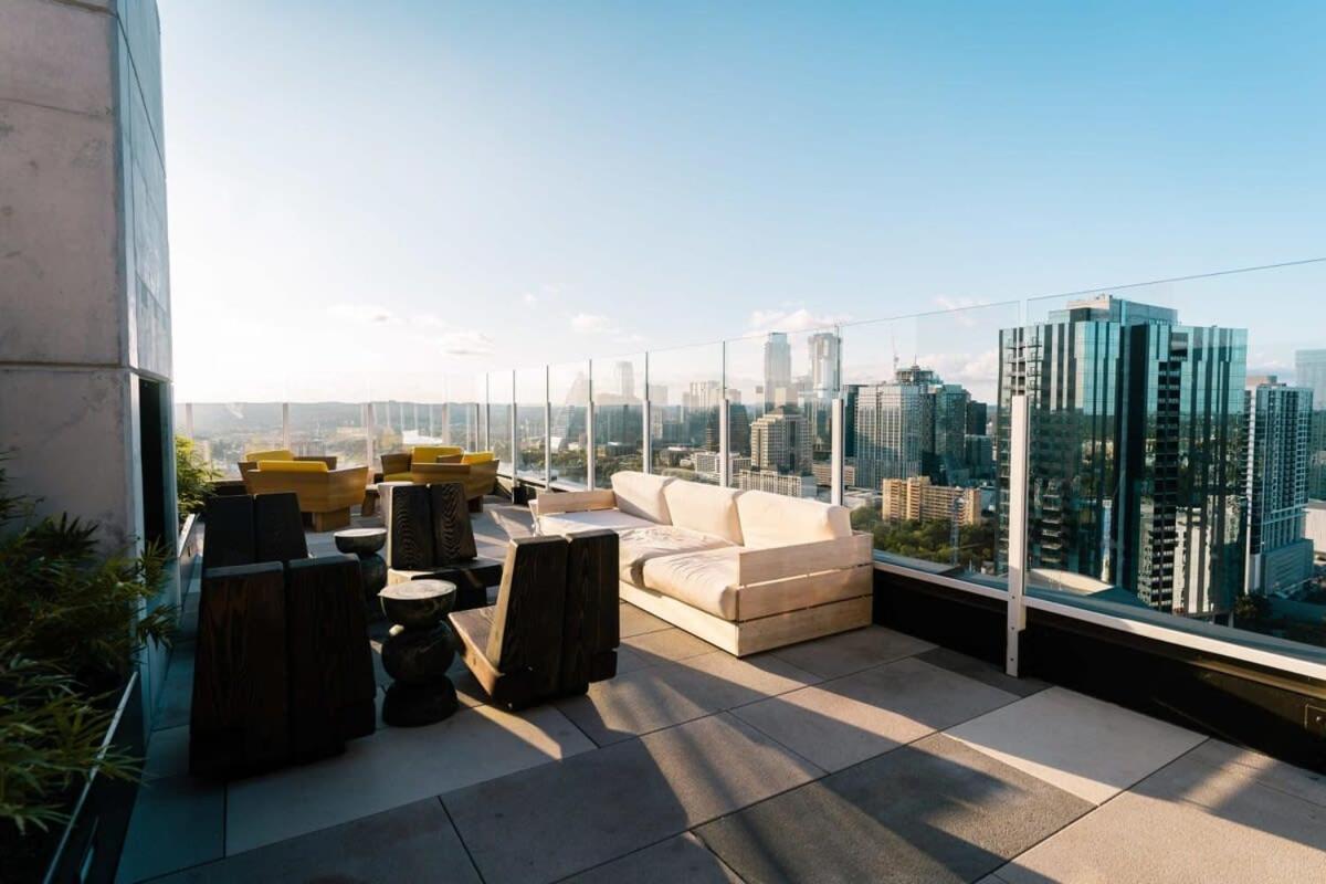 Austin City Limits Rooftop Pool By Barcle Group Villa Bagian luar foto