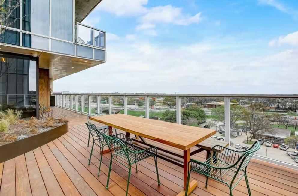 Austin City Limits Rooftop Pool By Barcle Group Villa Bagian luar foto